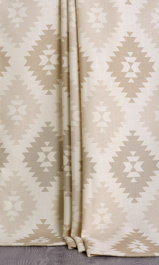 Checker Patterned Blinds (White/ Beige/ Fawn/ Beige)
